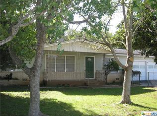 1265 Fredericksburg Rd, New Braunfels, TX 78130