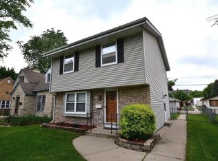 2024 S 107th St, West Allis, WI 53227