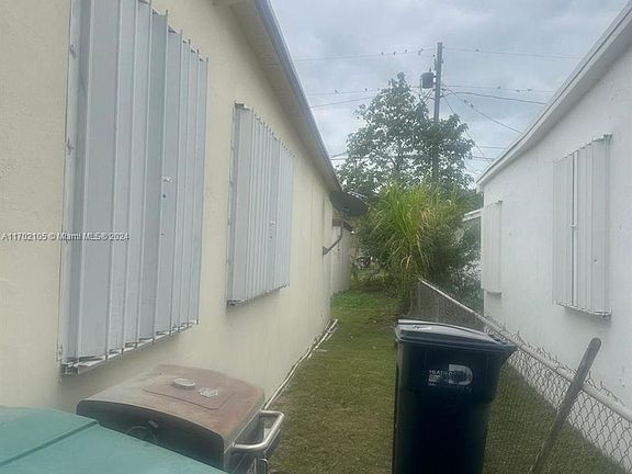 4th image of 501 NW 8th St