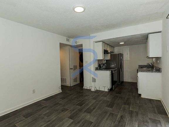 4th image of 1150 Rankin St APT M4