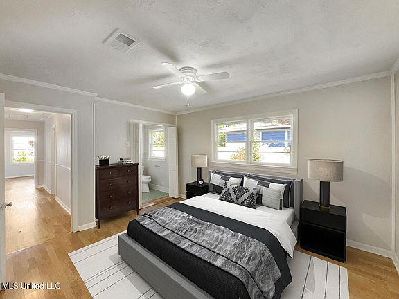 5th image of 1728 Wisteria St