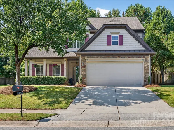125 Marquette Dr, Mount Holly, NC 28120