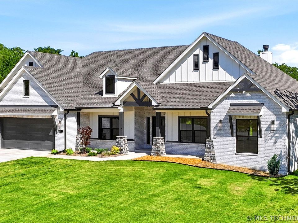 1st image of 2722 Highlands Pl