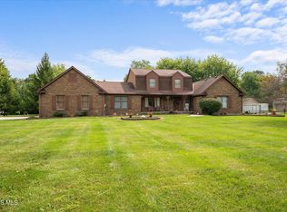 1453 S Wynn Rd, Oregon, OH 43616