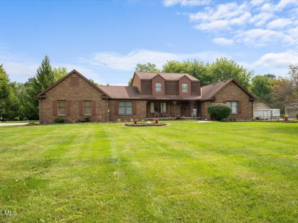 1453 S Wynn Rd, Oregon, OH 43616