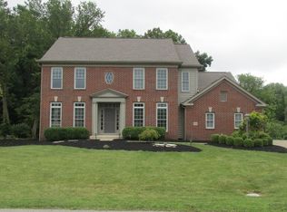 2940 Waukeegan Ave, Lewis Center, OH 43035