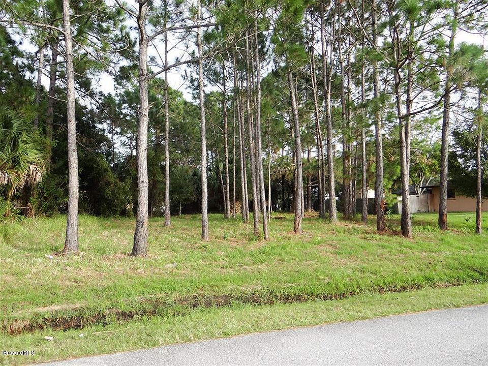 1st image of 385 Jupiter Blvd NW