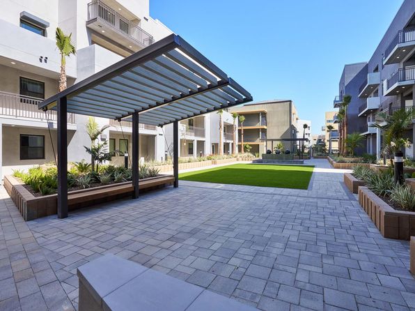 3054 Johnson Dr #8-101