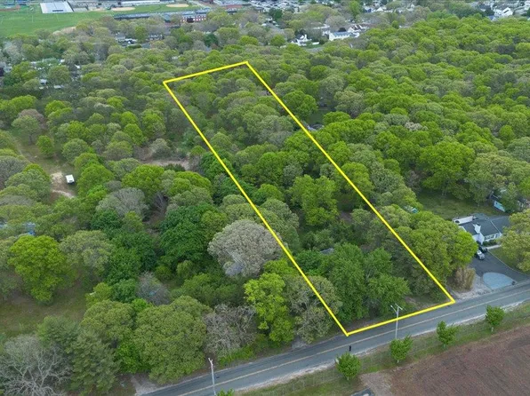 203 N Washington Avenue, Centereach, NY 11720