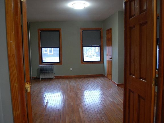 4th image of 235 Bushwick Ave #2F