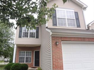 3938 Fountain Village Cir, High Point, NC 27265