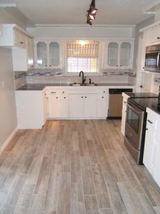 106 Bellaire Dr, Moore, OK, 73160