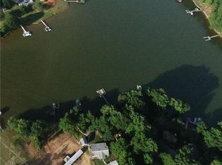 6741 Love Point Rd, Denver, NC 28037