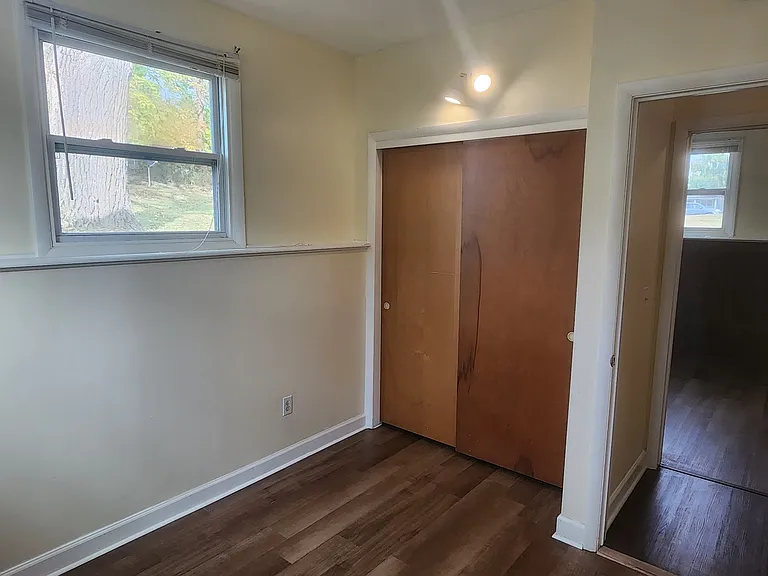 5904 Edson St — Photo 11