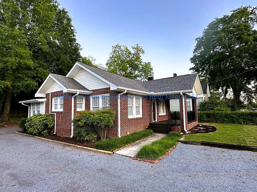 2 bed, 1150 sqft, $1,450 — Photo 3