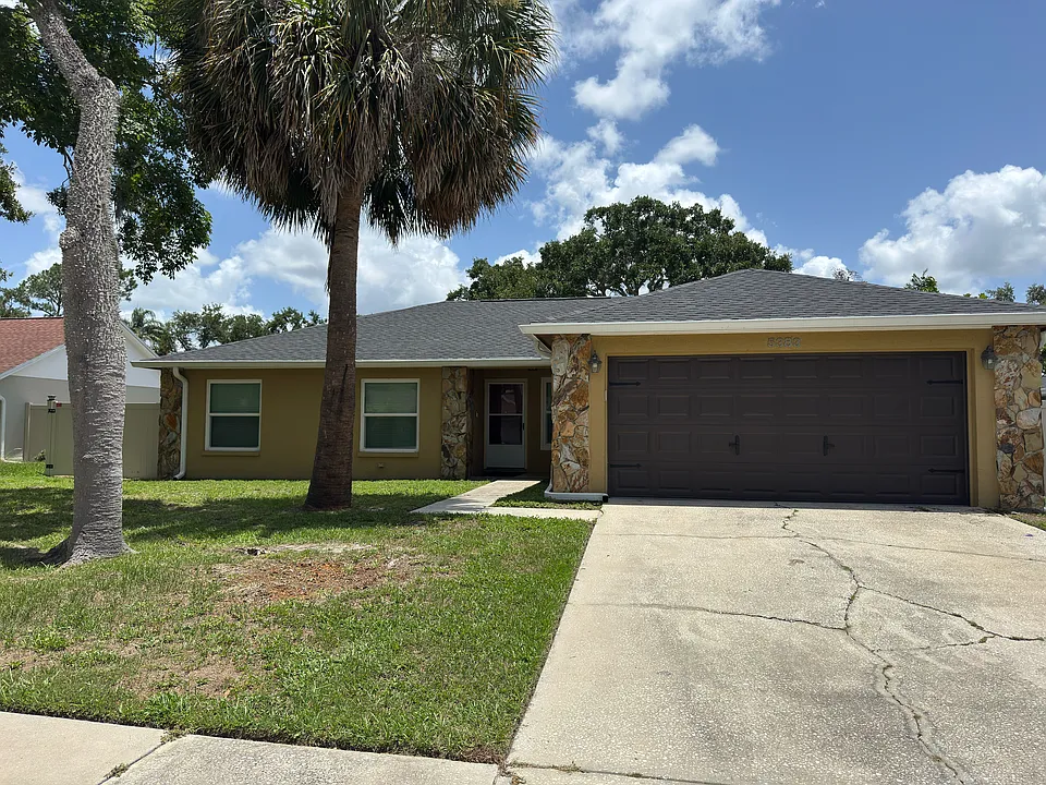 5383 Black Pine Dr