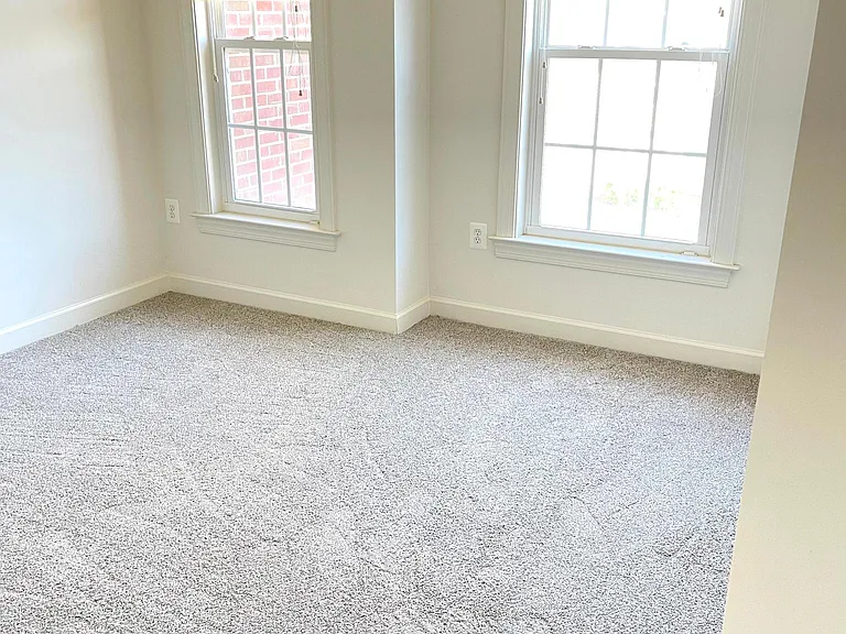 1560 Rutland Way — Photo 32