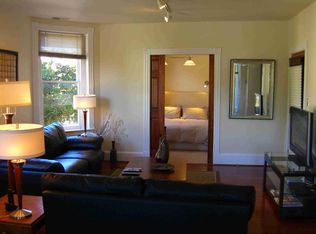 1695 35th St NW #2A, Washington, DC 20007