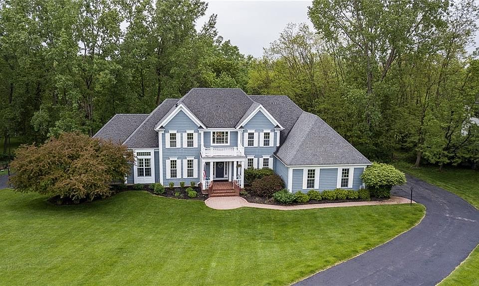 1st image of 34 Arbor Creek Dr