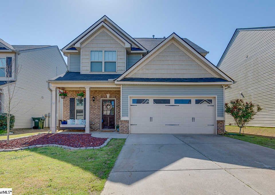 1st image of 322 Barrett Chase Dr