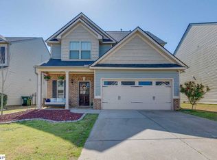 322 Barrett Chase Dr, Simpsonville, SC 29680