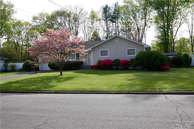 1st image of 12 Barbara Ave