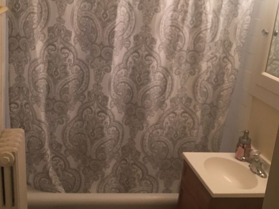 2nd image of 3229 N Oakland Ave APT 1
