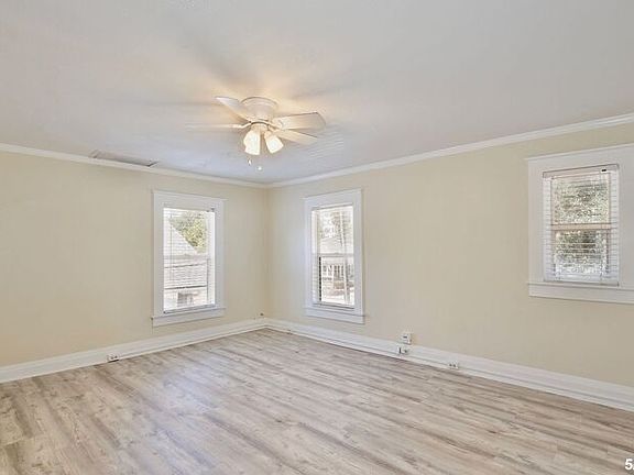 5th image of 35 Hill Ave APT 2