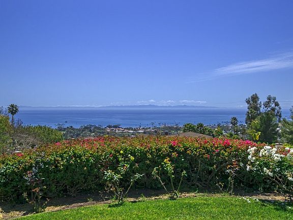 2nd image of 1010 Cima Linda Ln