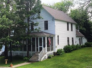 30 2nd St, Oswegatchie, NY 13670