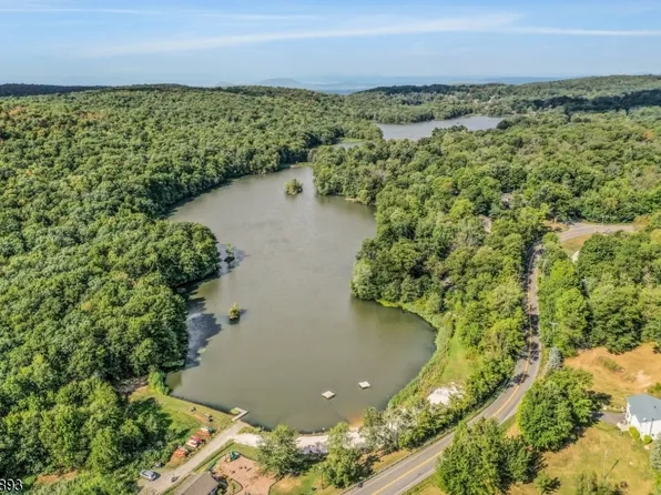 88 Wawayanda Rd, Vernon Twp., NJ 07422