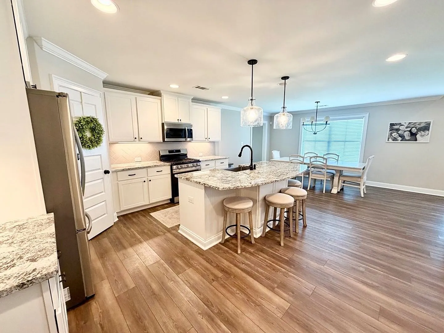 Beautiful 3/2 in Walters Branch — Photo 4