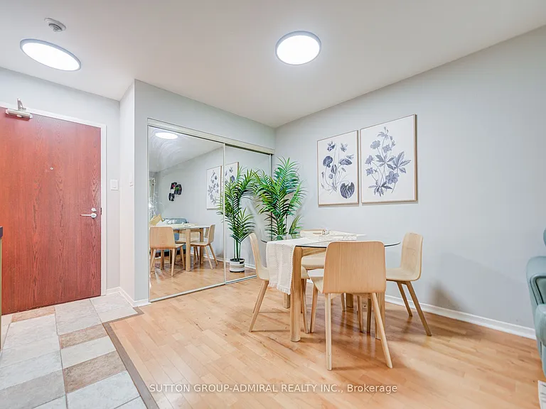 1055 Bay St #716 — Photo 7