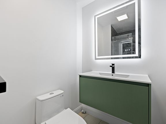 5th image of 1313 Herkimer St #1
