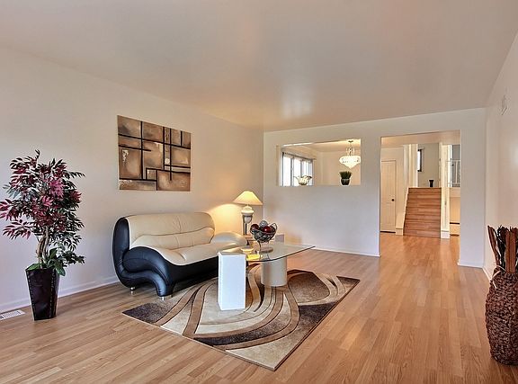 5th image of 299 Exchange Ave