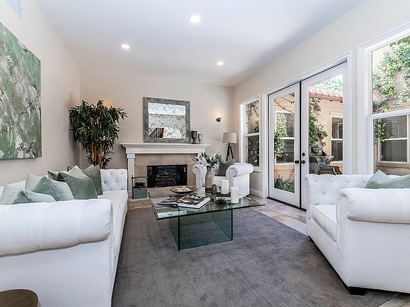 4th image of 1660 Sycamore Canyon Dr