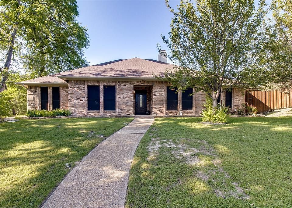 1st image of 3705 Wood Rail Dr