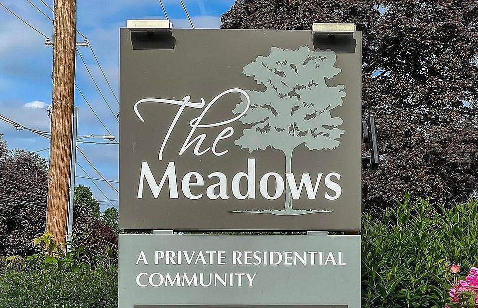 2nd image of 107 Meadowview Ln #107