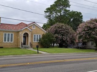 2008 S Bayou Dr, Golden Meadow, LA 70357