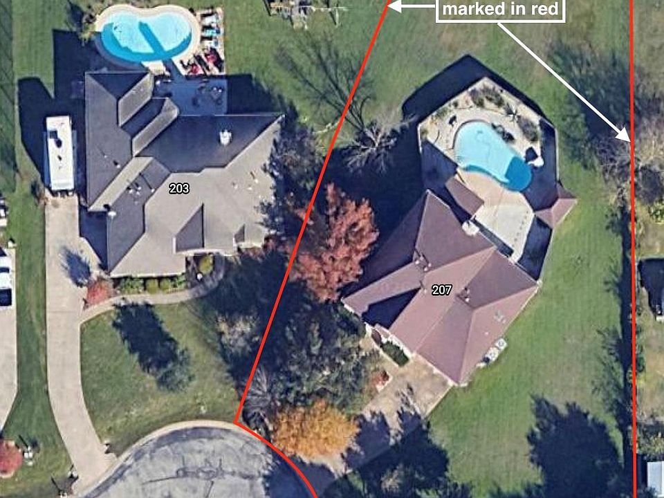1st image of 207 Silver Oak Dr