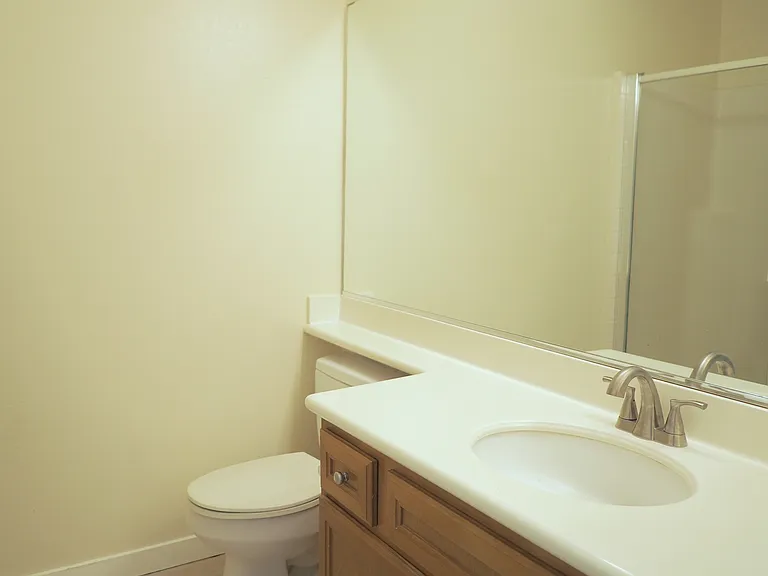 Second bedroom bathroom