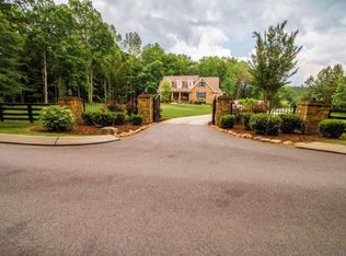 5124 Eaglefeather Ln, Ooltewah, TN 37363