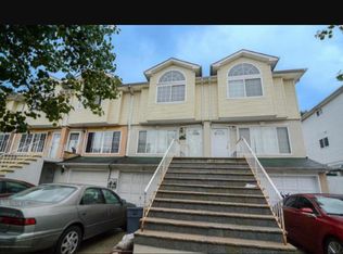 55 Ludwig Ln, Staten Island, NY 10303