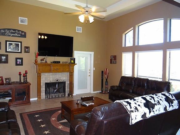 4th image of 14834 Red River Dr