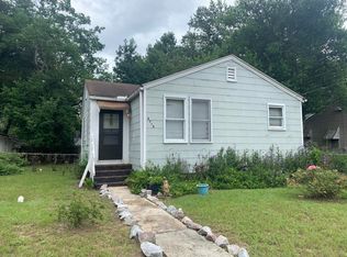 2710 Constitution Ave, North Charleston, SC 29405
