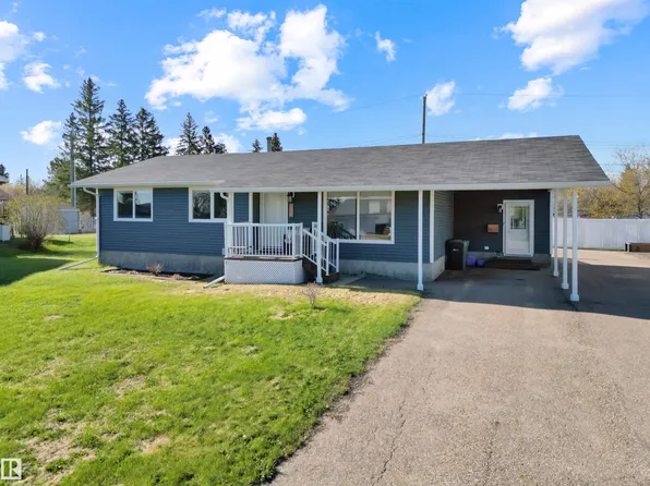 803 12th Ave, Cold Lake, AB T9M 1H6