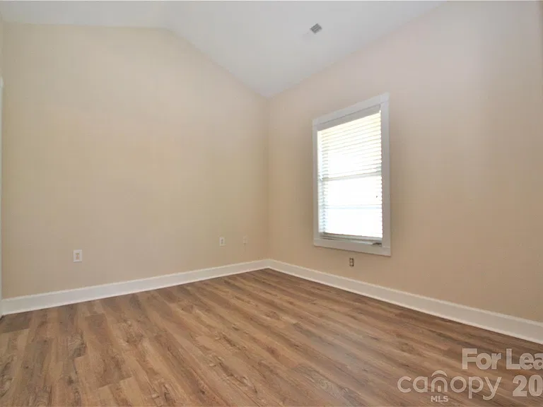 8751 Coralbell Ln — Photo 9