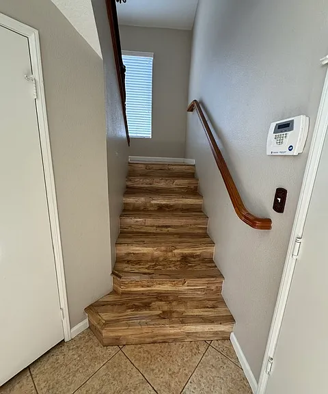 7878 Pineridge Ct — Photo 17