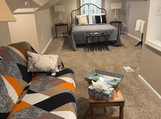 5971 Poketa Rd, Verona, PA 15147