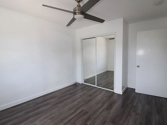 4th image of 11308 S Figueroa St APT F